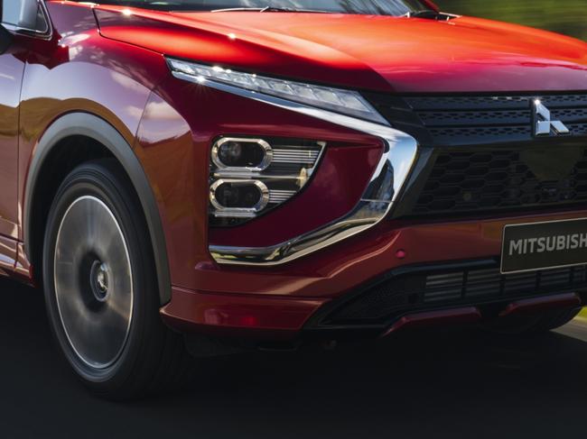 Photos of the 2020 Mitsubishi Eclipse Cross