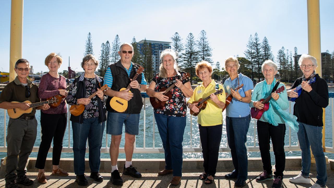 Moreton Bay Region Ukulele players to perform on Redcliffe Jetty for