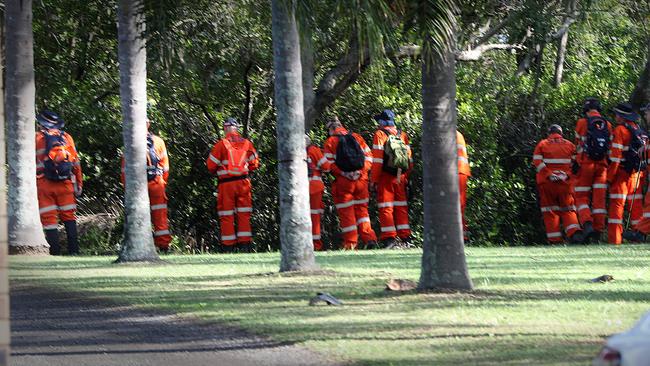 SES crews join the search following the death of a woman in Taigum. Picture: Jamie Hanson