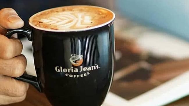 Customers stayed away from many Gloria Jeans stores due to lockdowns.