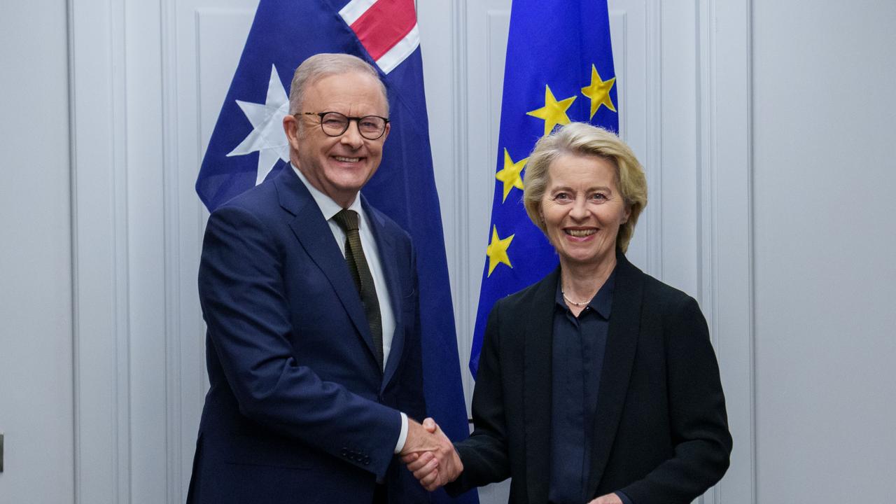 Europe eyes defence pact with Australia