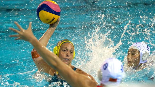 Aussie Stingers women’s water polo team beat Canada, women in sport ...