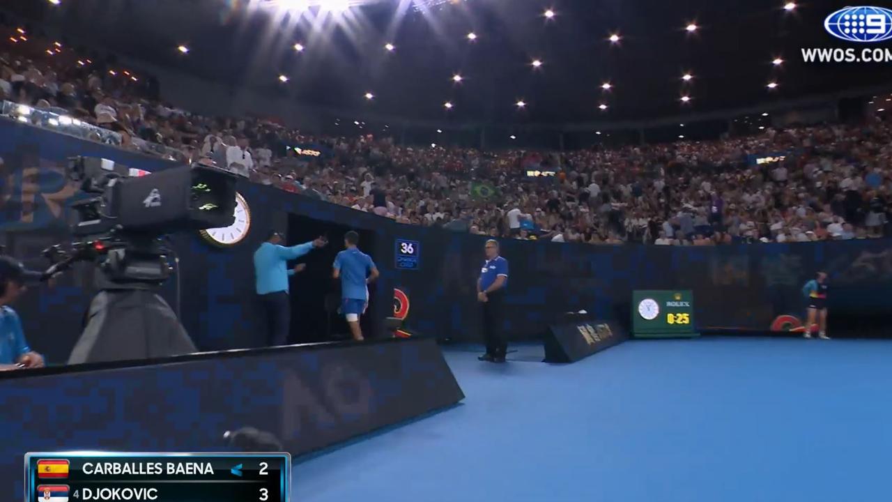 Novak Djokovic accused of ignoring chair umpire to take toilet break video Herald Sun