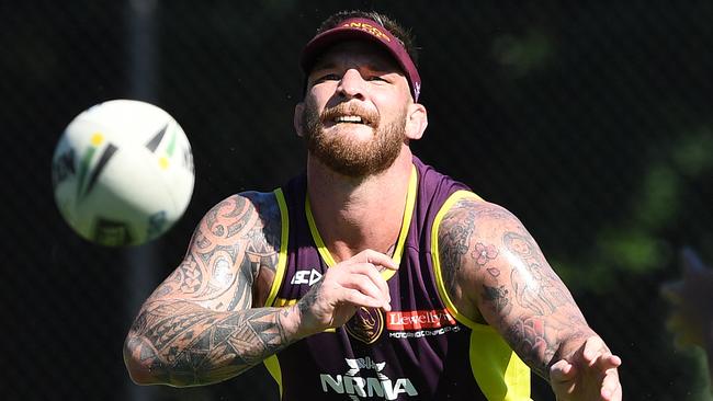 McGuire’s injury is a big blow for Brisbane and Queensland. (AAP/Dave Hunt)