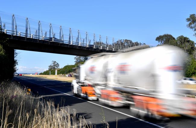 A large volume of vehicles travel the M5 Motorway each day. Picture: Joel Carrett.