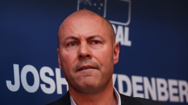 Josh Frydenberg speaks to his supporters at the Grace Park Hawthorn Club. Picture: David Caird