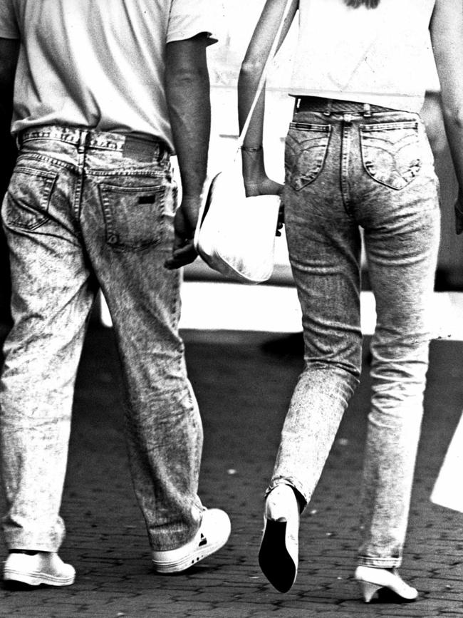 Levi Strauss acid-wash jeans were popular in 1989.