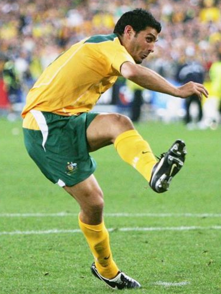 John Aloisi scoring the winning goal in the penalty shootout against Uruguay