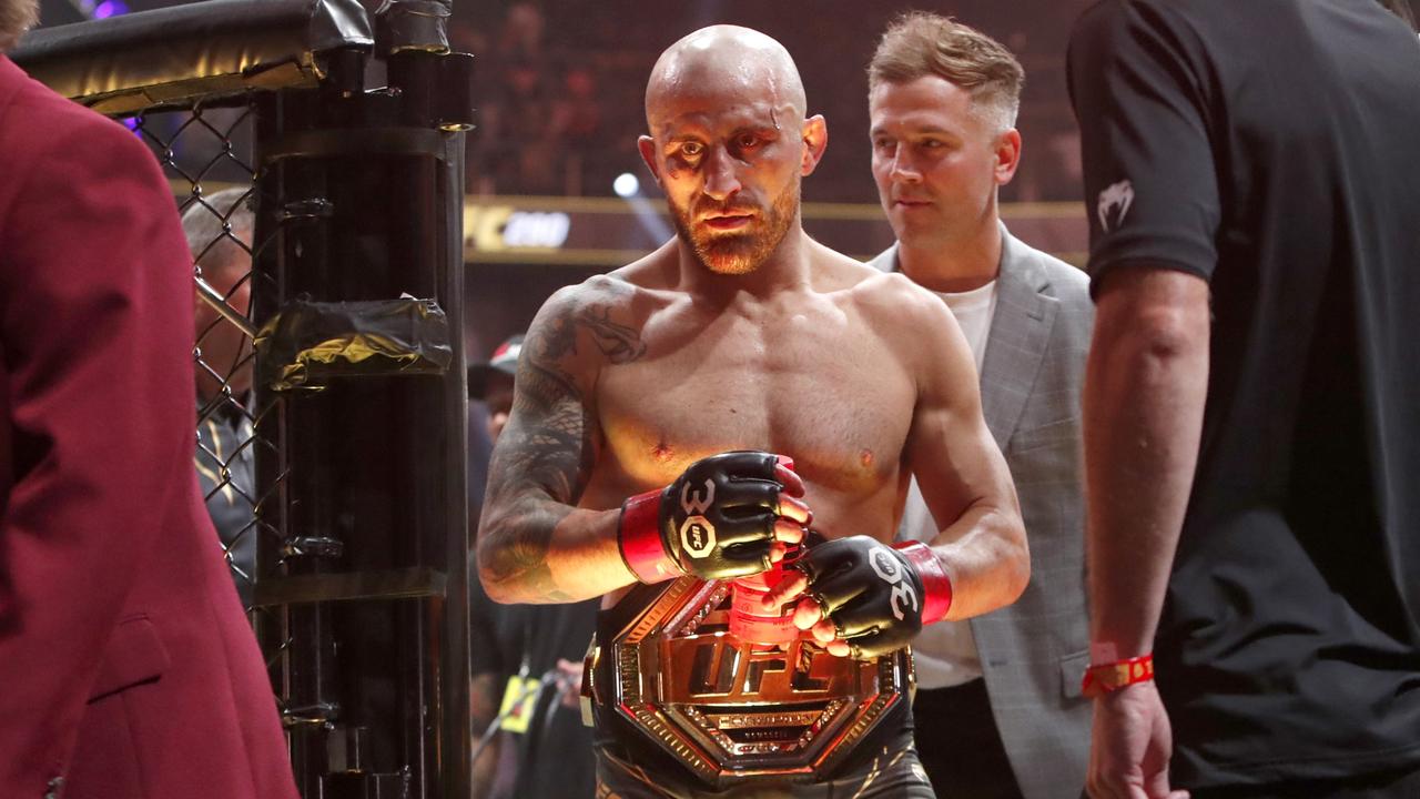 UFC featherweight champion Alexander Volkanovski leaves the Octagon after defeating interim featherweight champion Yair Rodriguez during UFC 290 at T-Mobile Arena on July 08, 2023 in Las Vegas, Nevada. Volkanovski retained his title with a third-round TKO. (Photo by Steve Marcus/Getty Images)