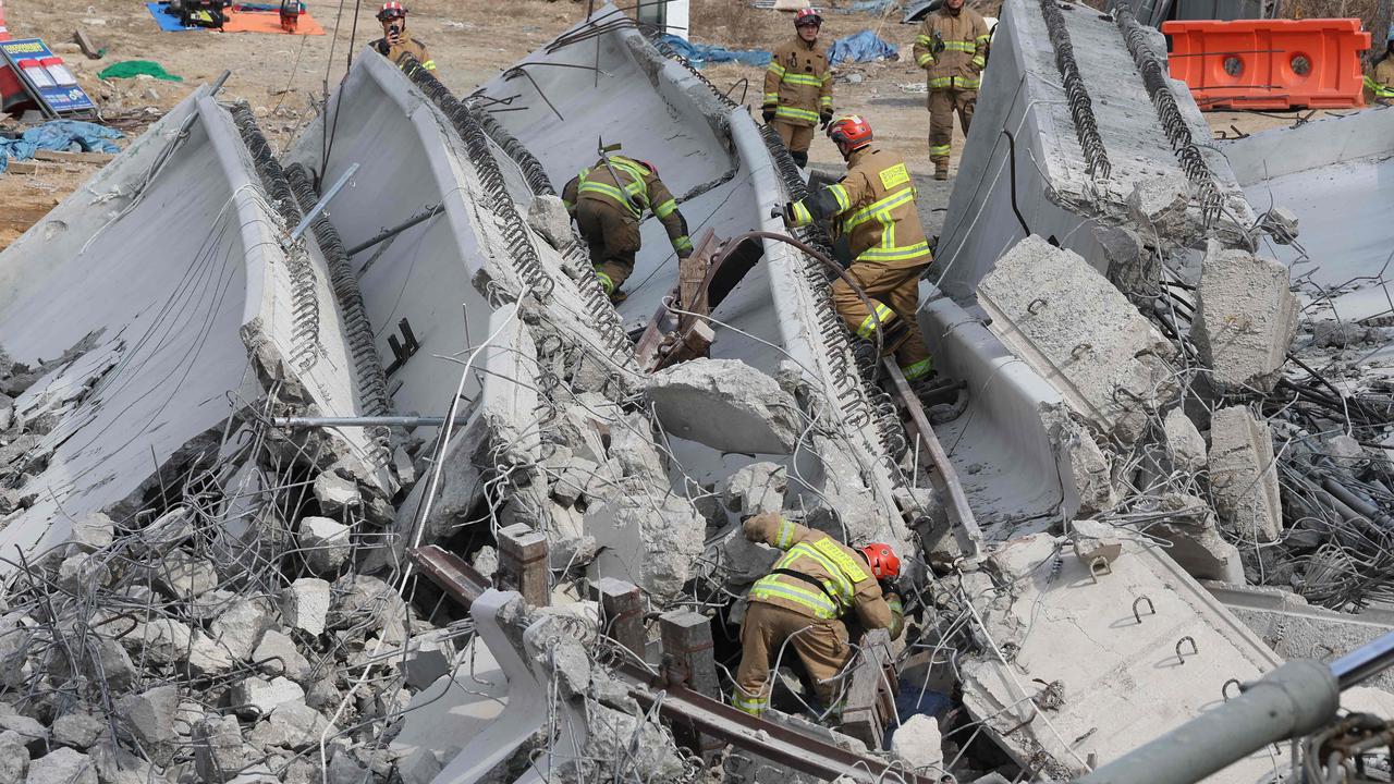 Four workers killed in South Korean bridge collapse