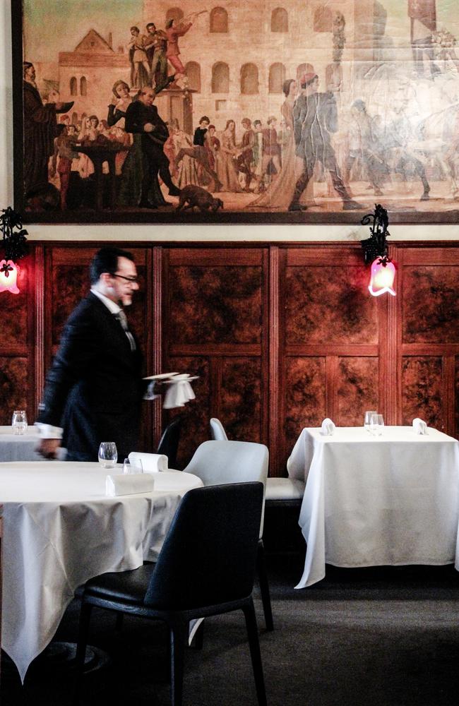 The historic Grossi Florentino dining room.