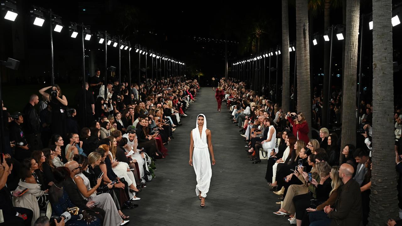 Sydney Fashion Week opens with Zampatti celebration