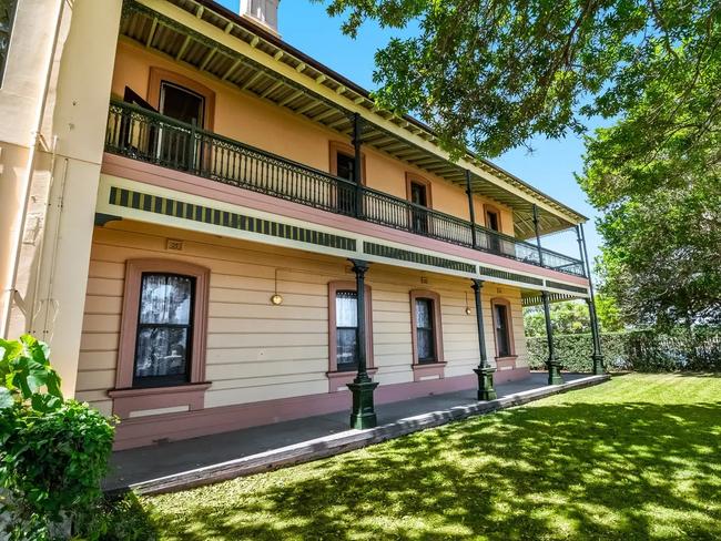 Fenwick House in East Ballina has hit the market and is set to go to auction in February. It is being marketed by Ray White Byron Bay.