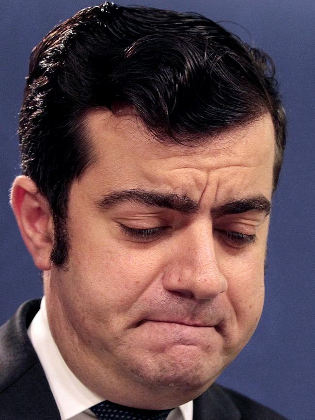 Senator Sam Dastyari announces he will resign.