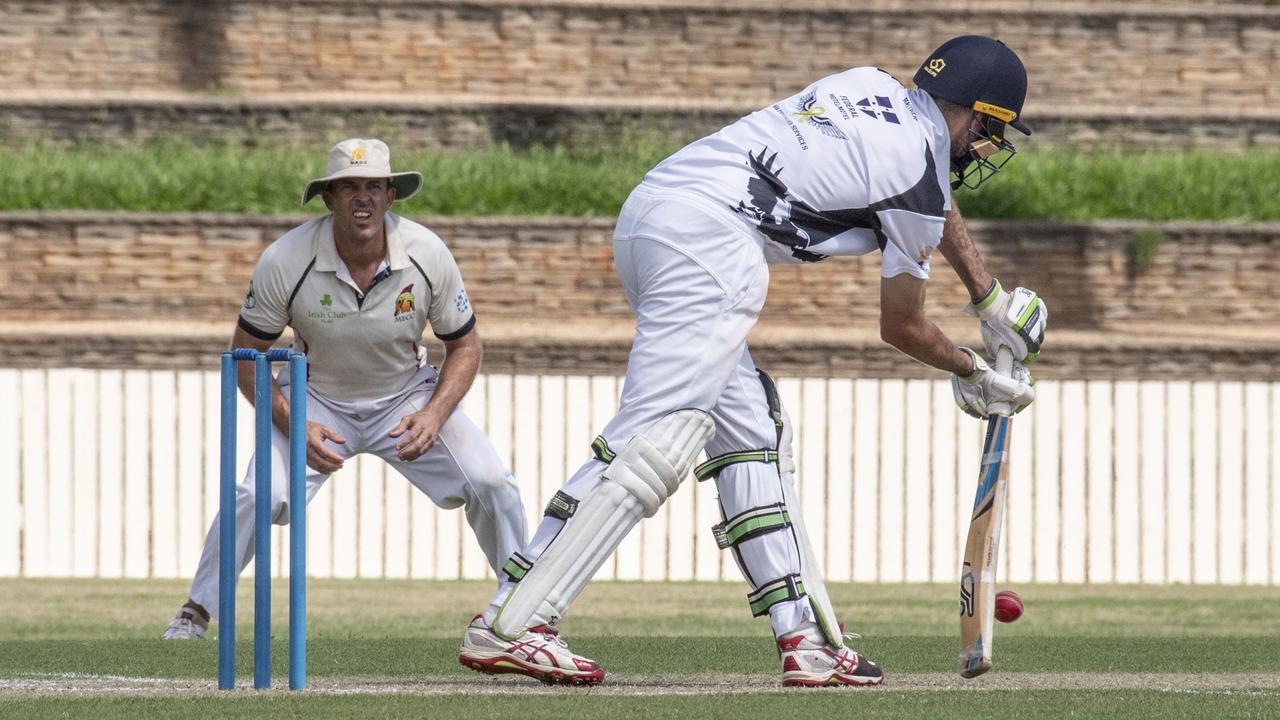 Magpies captain Rohan Drummond batting. Picture: Nev Madsen.