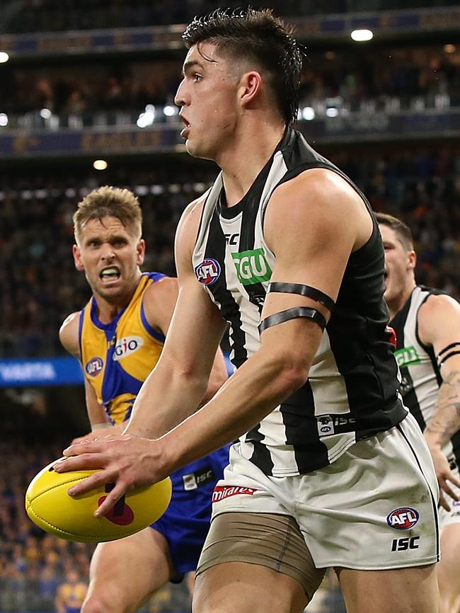 Brayden Maynard in action for Collingwood.