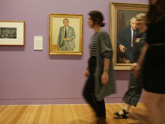 Spot will take his place alongside portraits of Australian prime ministers like Malcolm Fraser and Gough Whitlam at the National Portrait Gallery.