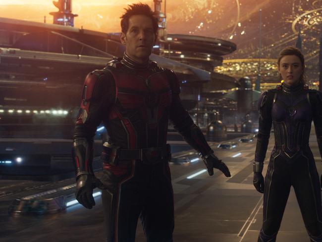 (L-R): Paul Rudd as Scott Lang/Ant-Man, Kathryn Newton as Cassandra "Cassie" Lang, Evangeline Lilly as Hope Van Dyne/Wasp in Marvel Studios' ANT-MAN AND THE WASP: QUANTUMANIA. Photo courtesy of Marvel Studios. © 2022 MARVEL.