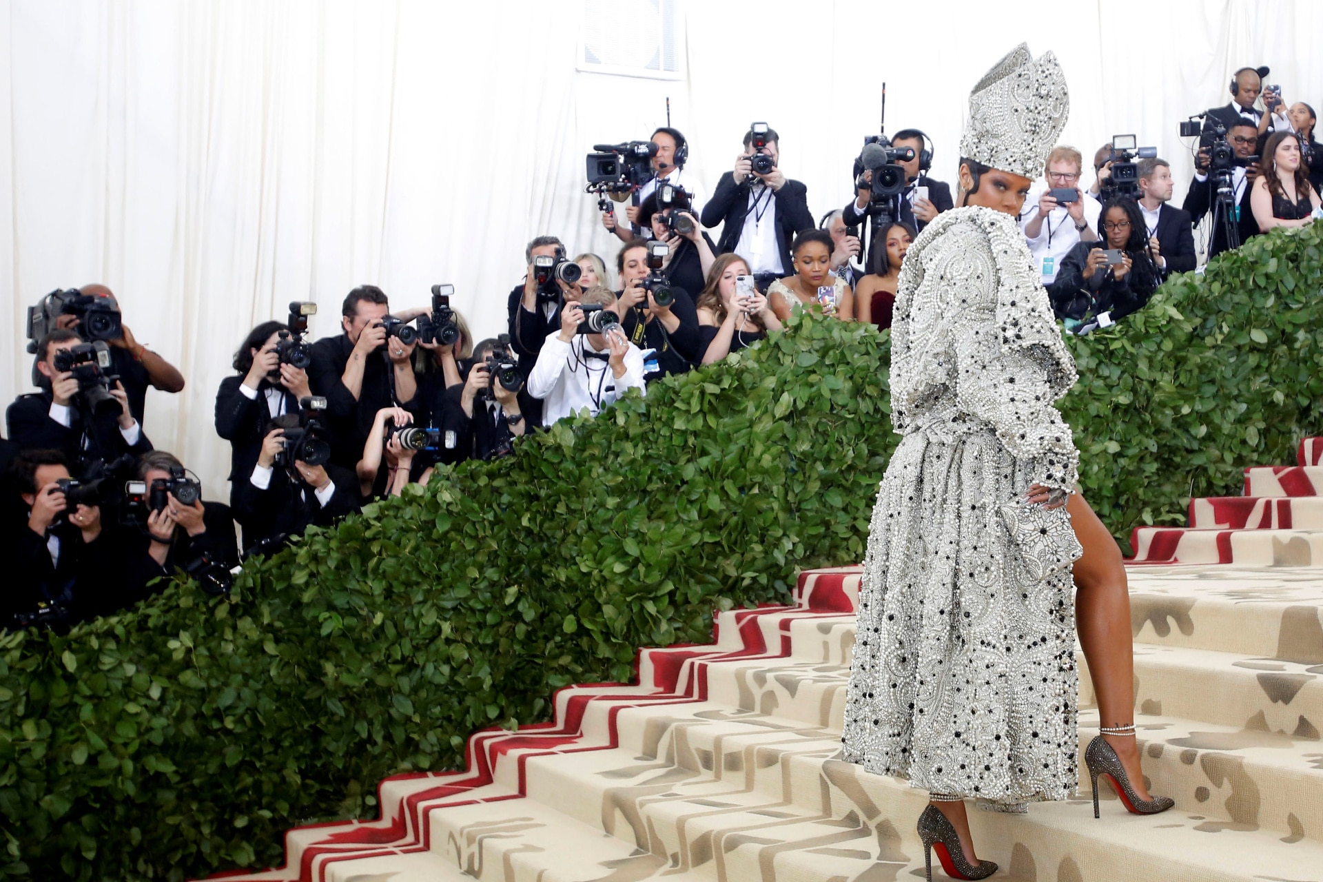 Louis Vuitton @ 2019 Met Gala - Red Carpet Fashion Awards