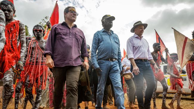 Australian politician Luke Gosling, Yolngu Elder Djawa Yunupingu and Anthony Albanese attend the Garma Festival. Picture: Getty Images