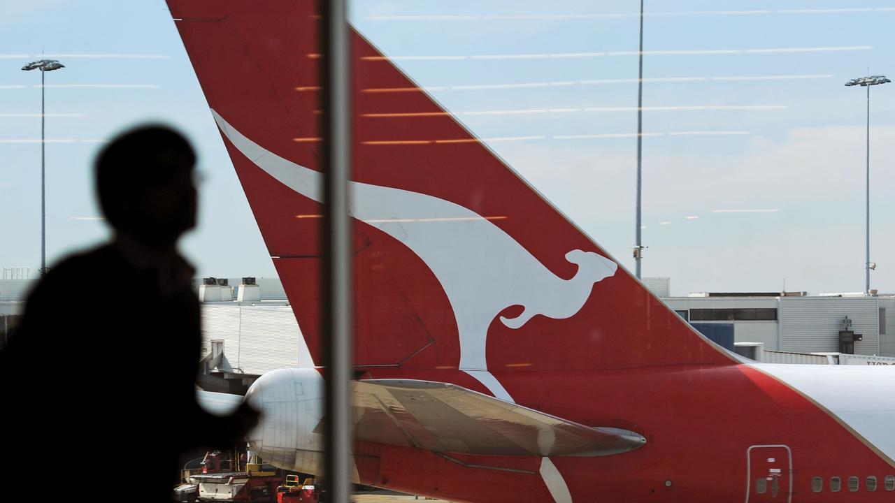 Qantas will cut 2500 jobs as part of the airline’s pandemic recovery. Picture: Greg WOOD / AFP.