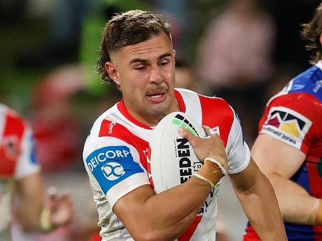 SYDNEY, AUSTRALIA - MAY 30: Nathan Lawson of the Dragons makes a break during the round 13 NRL match between St George Illawarra Dragons and Newcastle Knights at Netstrata Jubilee Stadium, on May 30, 2025, in Sydney, Australia. (Photo by Darrian Traynor/Getty Images)