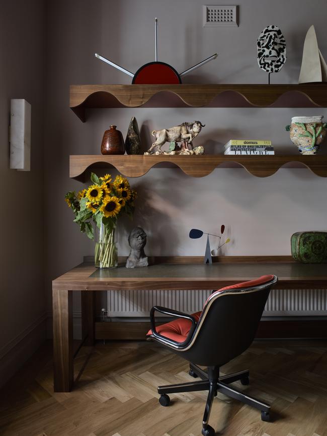 A home office designed by David Flack's Flack Studio.