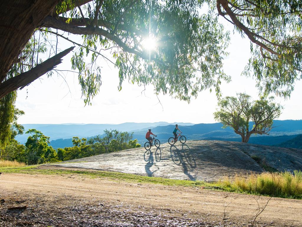 Cyclists in the High Country near Tenterfield (Photo: Angry Bull Trails)