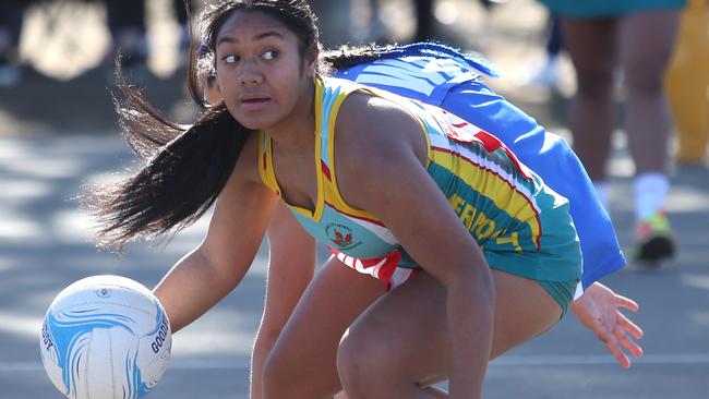 Malava Palamo in action for Liverpool City 15's against Camden at the 2018 Netball State Age Championships at Woodward Park, Liverpool. Picture: Robert Pozo.