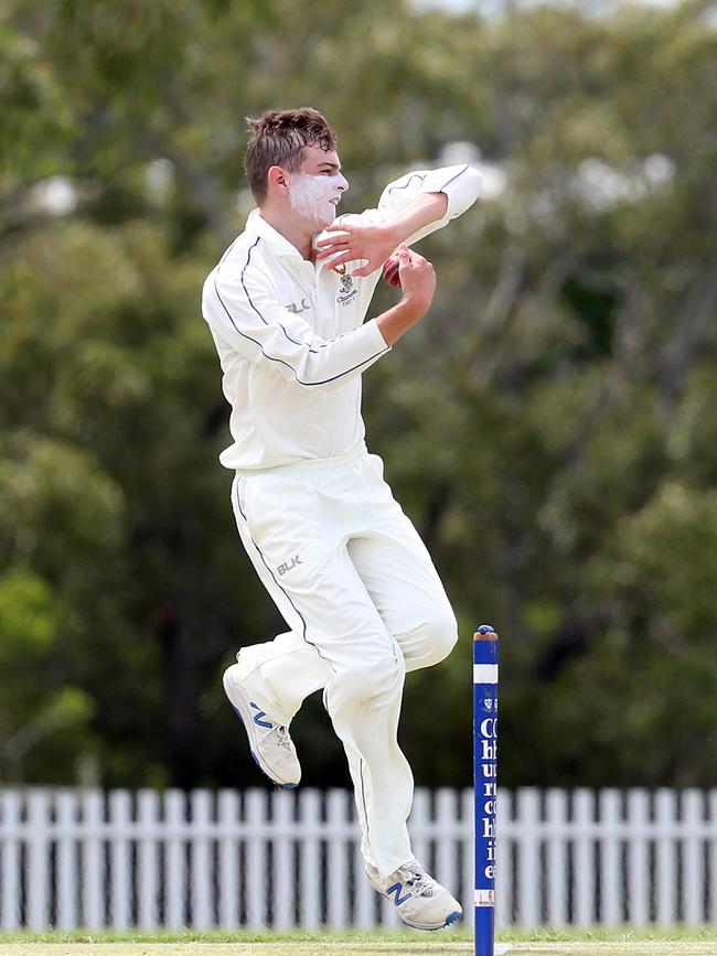 Hamish McDonald bowling. Picture by Richard Gosling