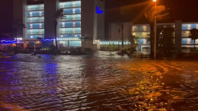 Treasure Island flooding amid Idalia | The Australian