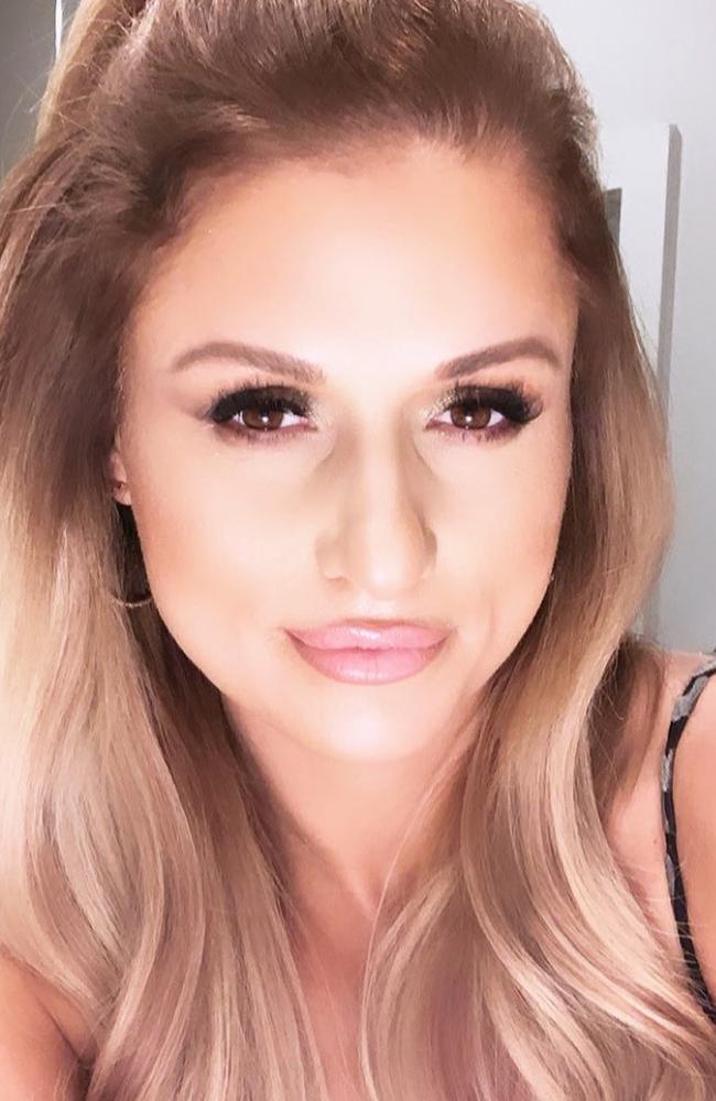 Jane Slater, an NFL reporter from Texas, has revealed how she busted her boyfriend cheating, and Twitter users are loving it. Picture: Instagram / Jane Slater