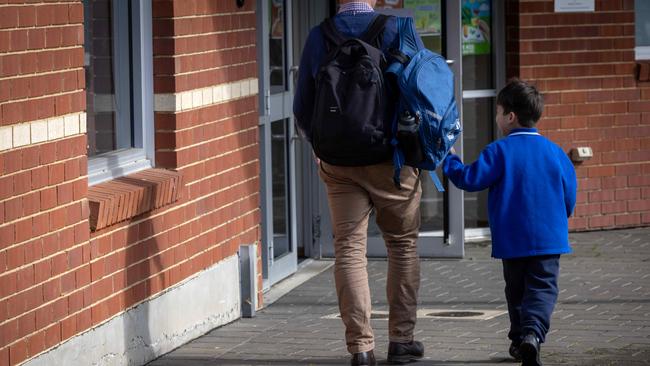 East Adelaide School was placed into lockdown following an alleged bomb threat Picture: NCA NewsWire / Emma Brasier