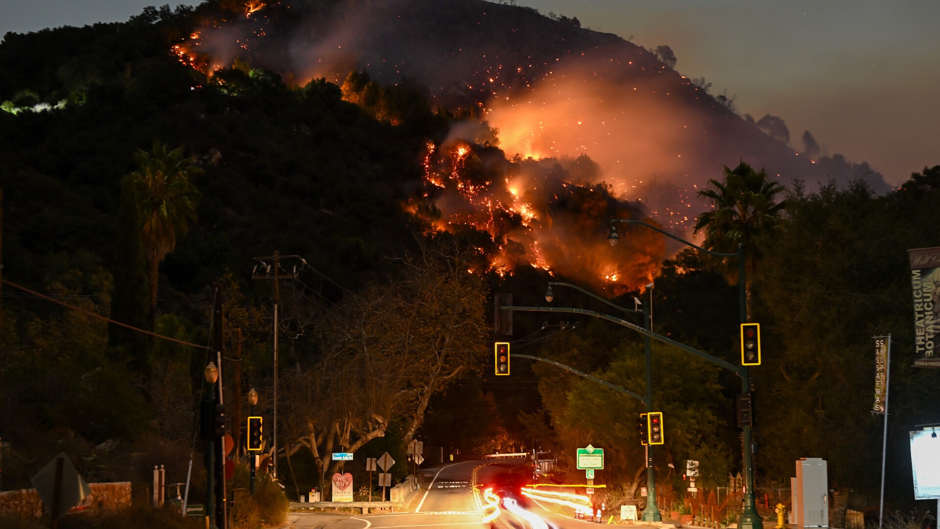 Elevated wind conditions threatening to worsen California fires