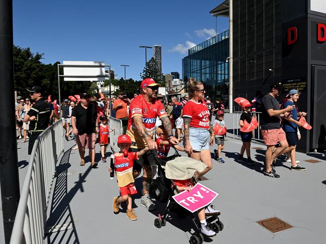 BRISBANE, AUSTRALIA - MARCH 05: Dolphins fans enter the stadium before the round one NRL match between the Dolphins and Sydney Roosters at Suncorp Stadium on March 05, 2023 in Brisbane, Australia. (Photo by Bradley Kanaris/Getty Images)