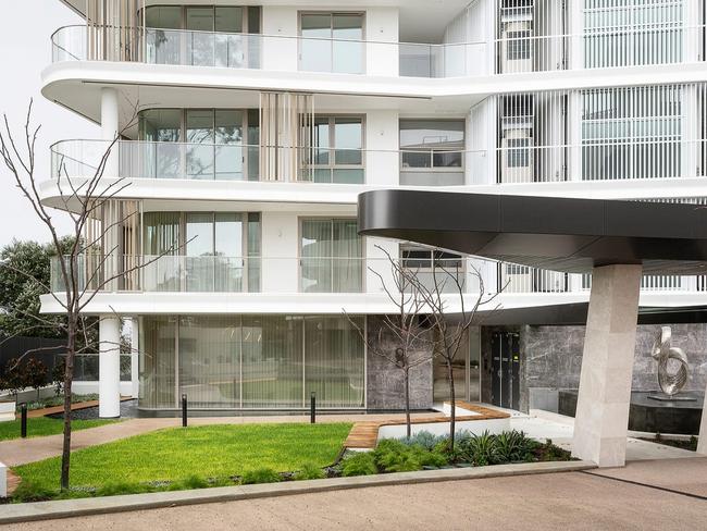 11/8 Parker Street, South Perth, – for Jonathan Chancellor JC competing bids. Picture – Supplied