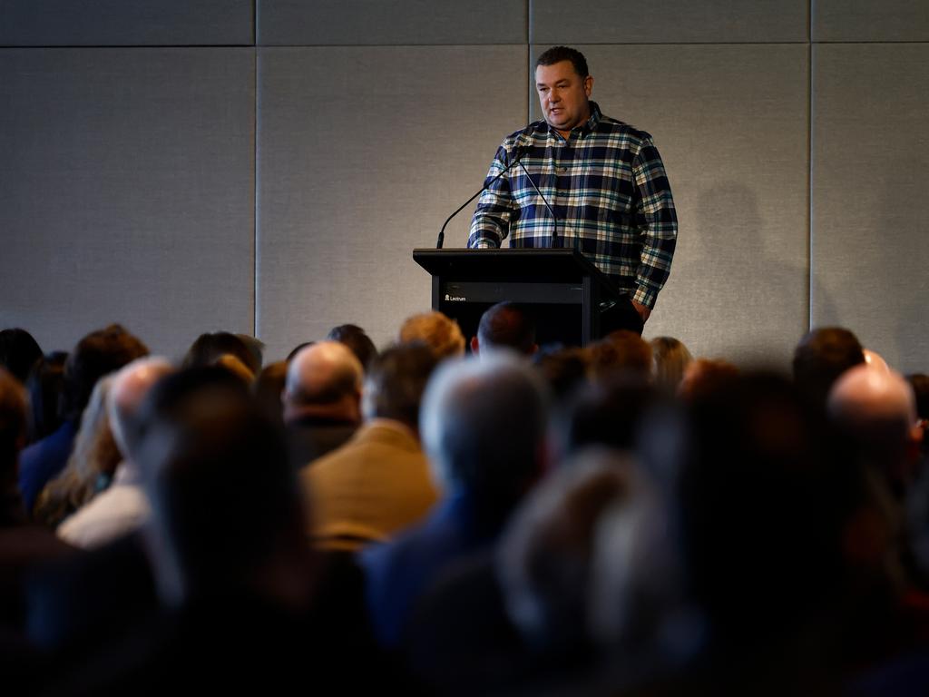 David Walls, son of Robert Walls speaks.