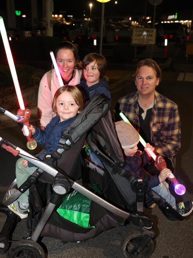 MELBOURNE, AUSTRALIA - JULY 26 2024 Kate , Atticus, Django, Peter and Ziggy Attend the Gippsland SnowFest held in Warragul. Picture: Brendan Beckett