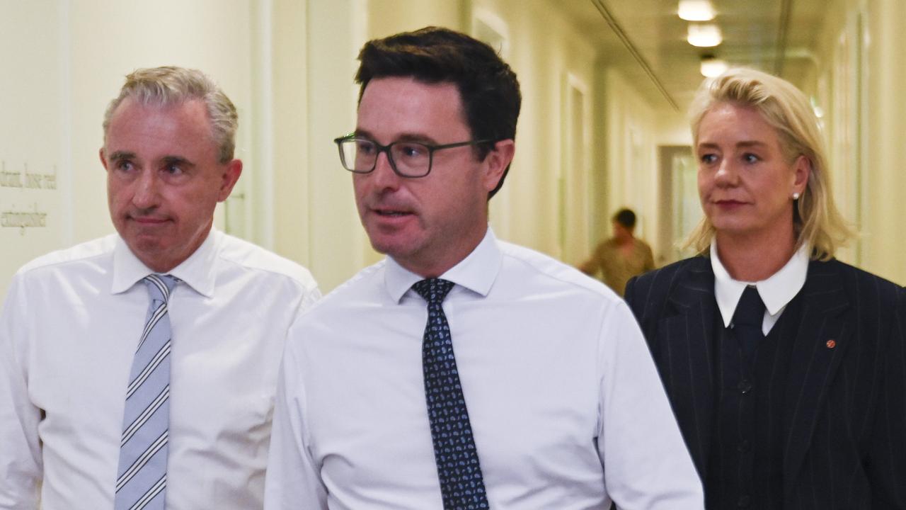 Coalition split to cost MPs $60,000 pay cut