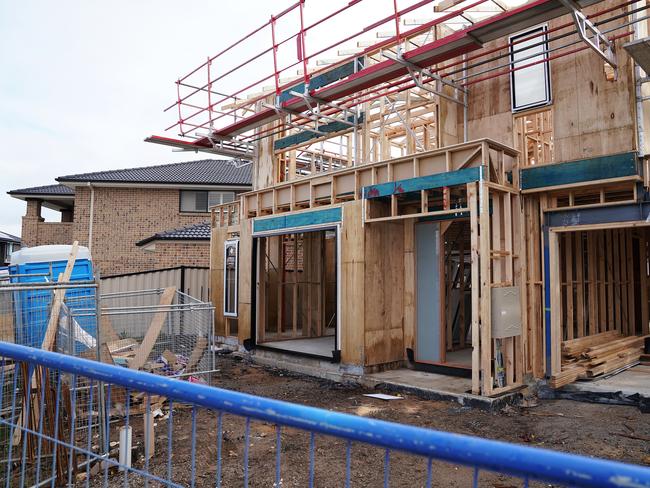 General scene of a new home under construction in Melbourne, Wednesday, July 3, 2019. Building approvals rose by 0.7 per cent in May as apartment growth ended a two-month run of declines. (AAP Image/Stefan Postles) NO ARCHIVING