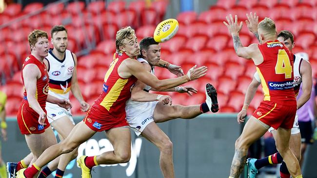 Hugh Greenwood was busy in the clinches against his former club. Picture: AAP Image/Dave Hunt