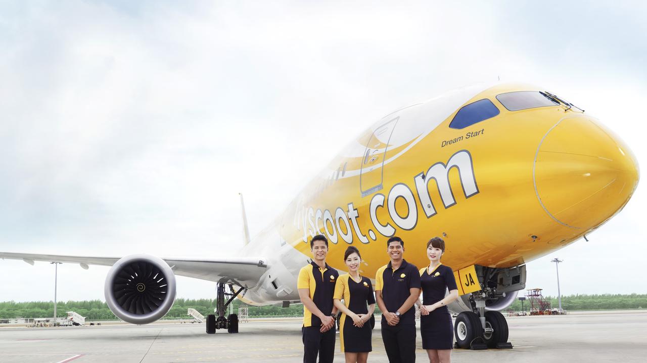 Scoot 787 Dreamliner with crew. Picture: Supplied