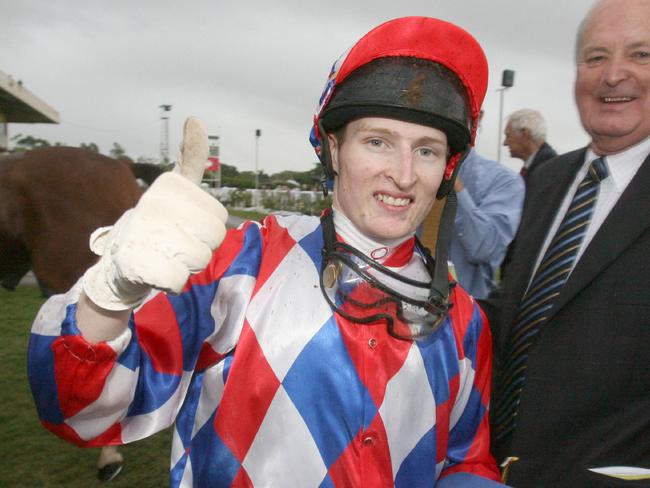 10 Jun 2006 Eagle Farm Races - Jockey Craig Newitt wins Stradbroke Handicap race 7 on La Montagna. PicPeter/Wallis sport horseracing