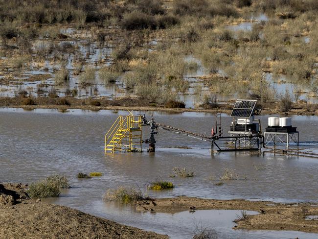 Gas wells and infrastructure at Tirrawarra Swamp in Lake Eyre Basin. Picture: Doug Gimesy