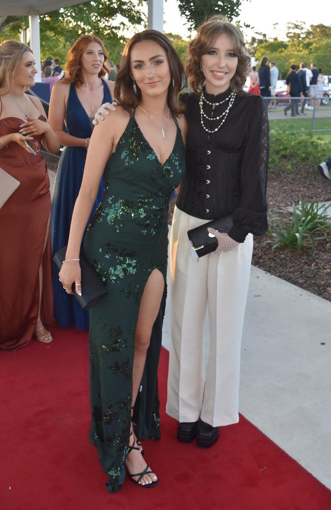 Cate Tinker and Sage Berude at the Mountain Creek State High School formal on November 18, 2022. Picture: Sam Turner