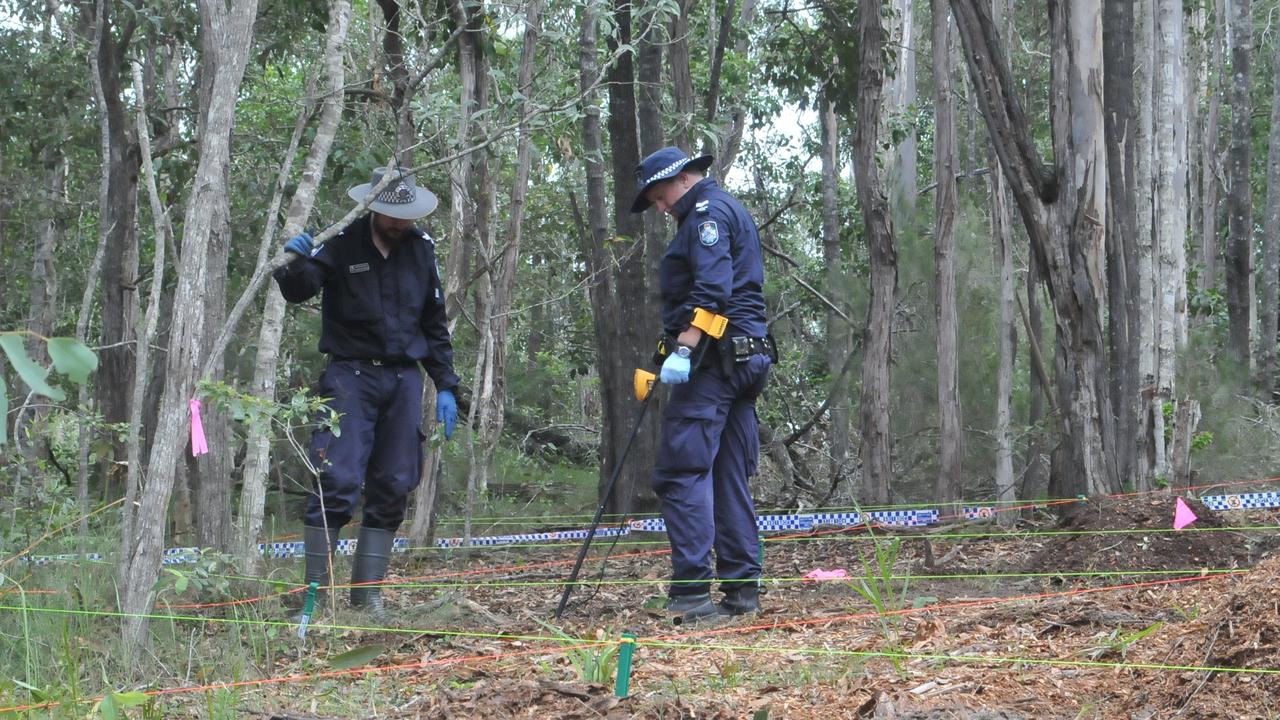 Gympie Police and SES crews conducting a search at the Goomboorian property where Bruce Saunders died.