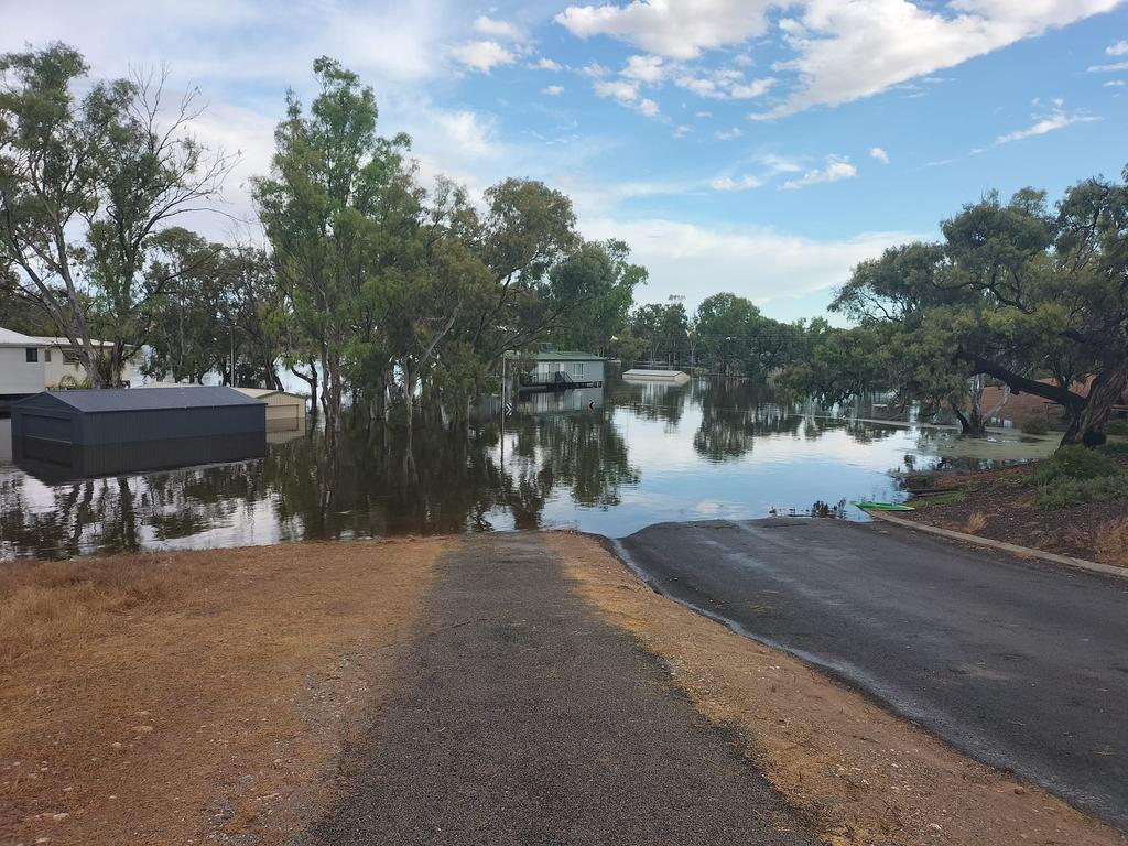 Blanchetown, December 21. Picture: Facebook/Jodi Lambe