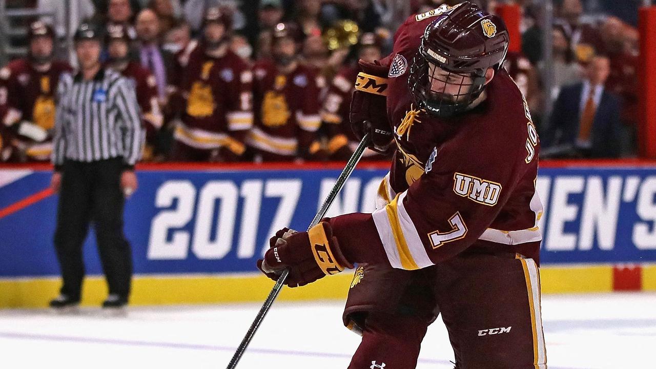 Adam Johnson playing for the Minnesota-Duluth Bulldogs back in 2017. (Photo by JONATHAN DANIEL / AFP)