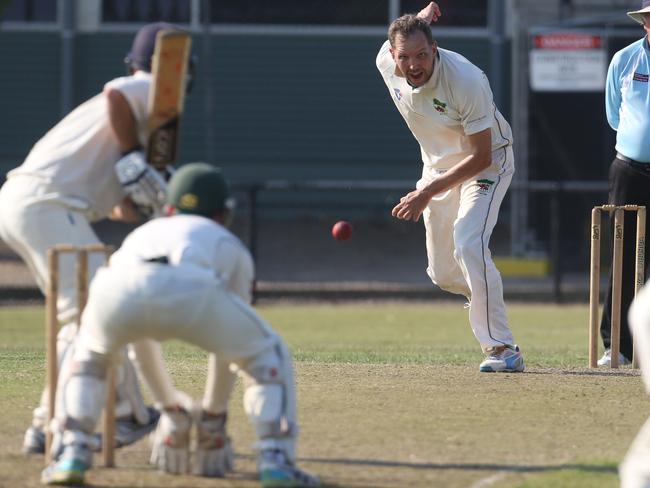 Alex Bodycoat searches for a wicket. Picture: Stuart Milligan