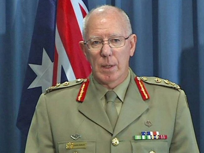 The Governor-General is a former senior Army officer, who was awarded the Distinguished Service Cross for his leadership during Operation SOLACE in Somalia in 1993.